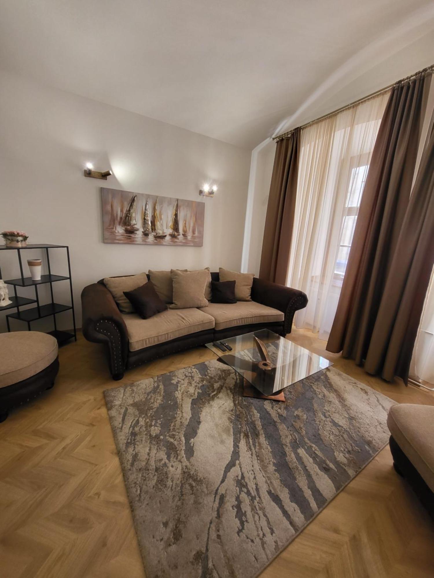 Monar Exclusive Center Free Parking In Garage Apartment Kosice Bagian luar foto
