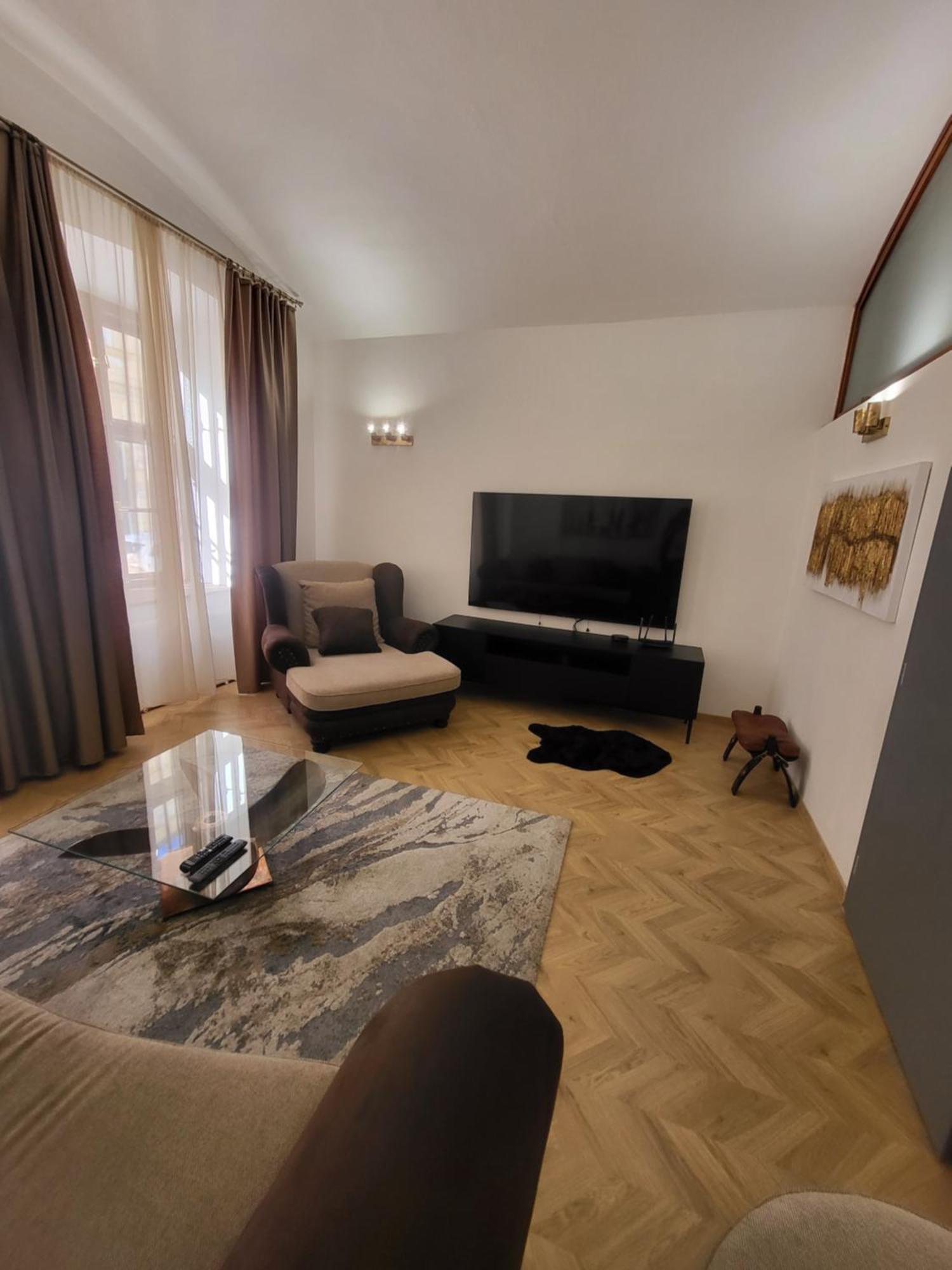 Monar Exclusive Center Free Parking In Garage Apartment Kosice Bagian luar foto
